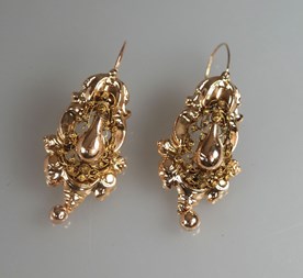 Antieke gouden oorbellen 