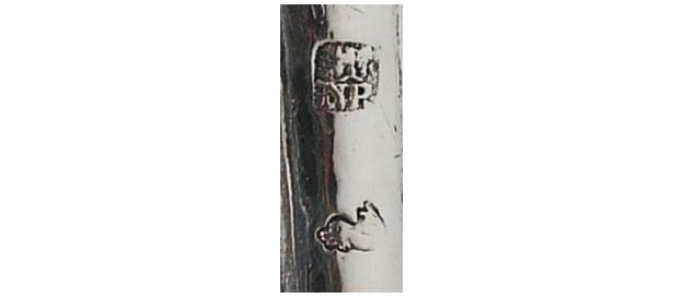 Antiek zilveren reismes in roggenleer foudraal. "Schager mesje"