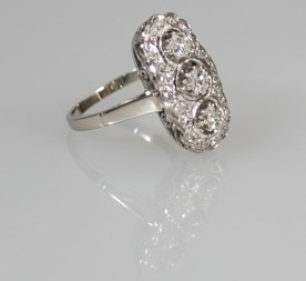 Art Deco Witgouden ring met diamant