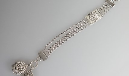 Antieke zilveren kinder chatelaine