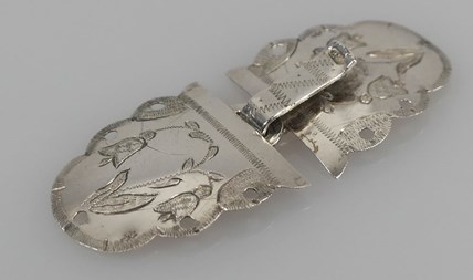 Antieke-zilveren-faaljehaak