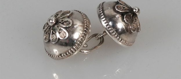Antieke zilveren keelknopen