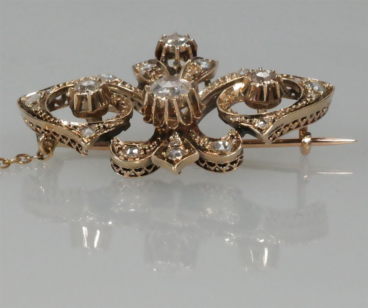 Welvarend stoomboot Instituut Antieke gouden broche met diamant - Antieke Sieraden - Kroone & Co