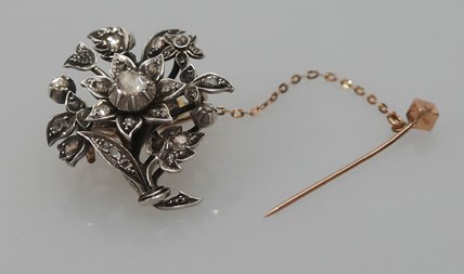 Antieke zilver met gouden takbroche/hanger met diamant