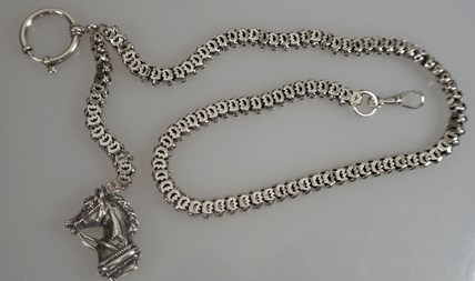 Antieke zilveren horlogeketting met paardje