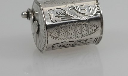 Antiek zilveren centimeterhouder