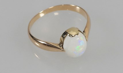 Antieke gouden ring met opaal Art-Deco 