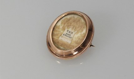 Antieke gouden broche -medaillon