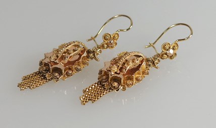 Antieke gouden streekoorbellen