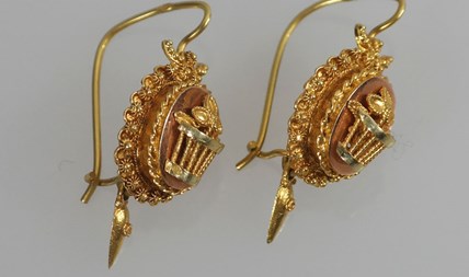 Antieke gouden oorbellen 