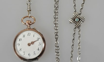 Antiek zilveren dames hang horloge met ketting